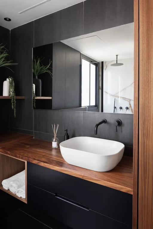Skyline Serenity by tlv2rent