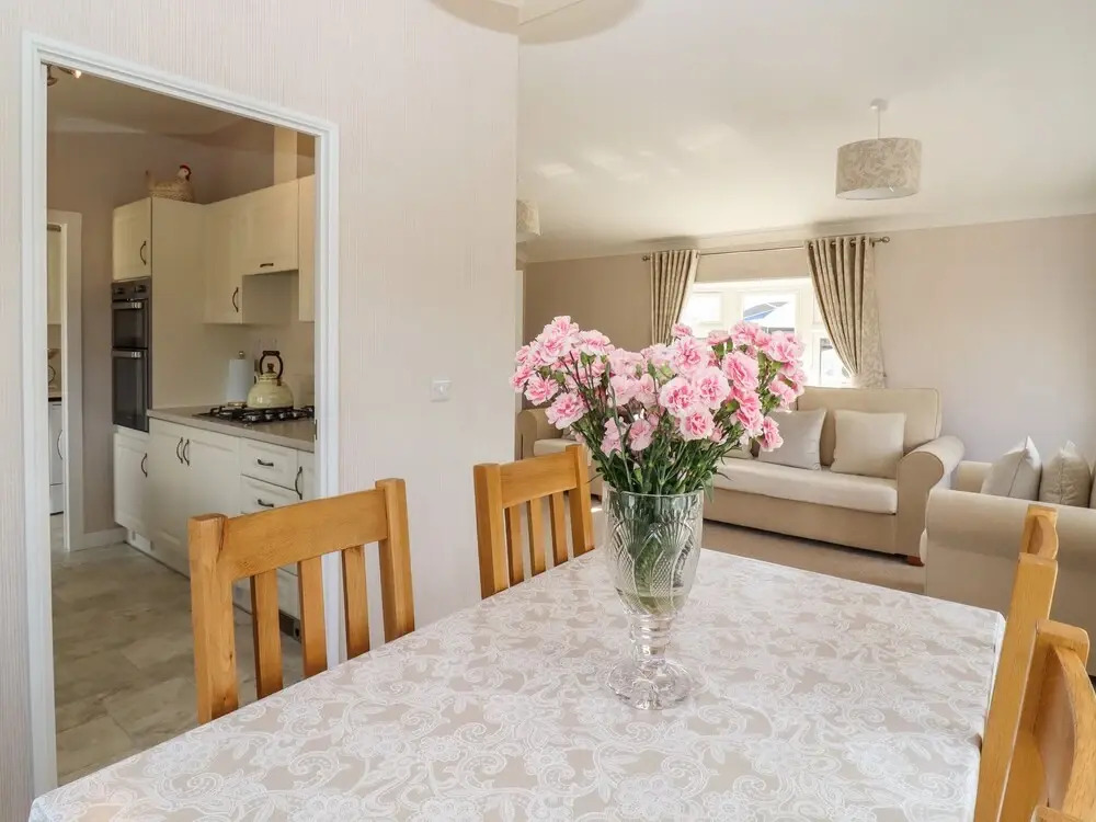 12 Bucklesham Park