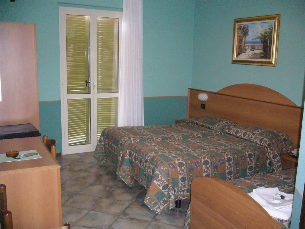 Hotel Azalea