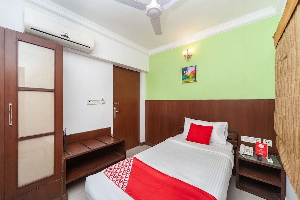 Oyo 26381 Lifestyle Residences