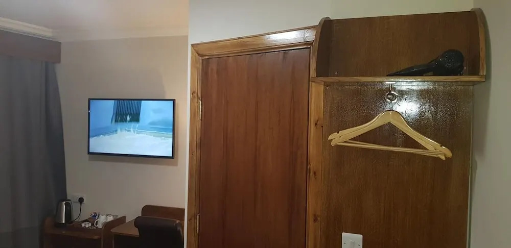 Mayfair Guest House