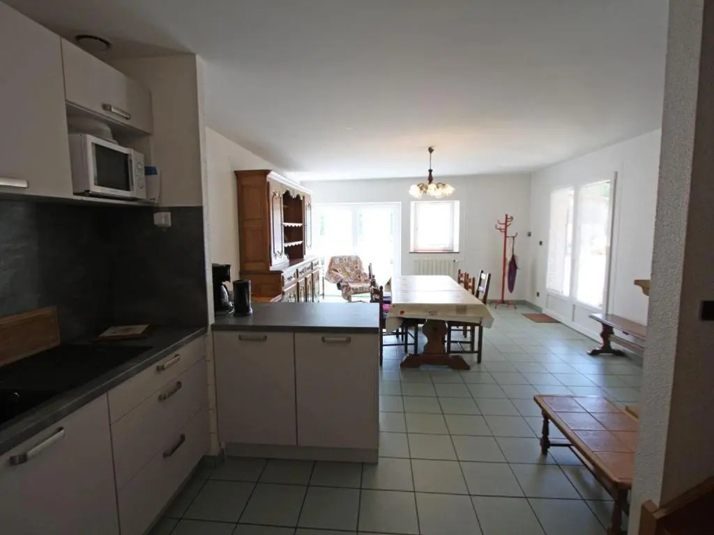 Gîte Authentique à Isches avec Cheminée, Terrain Clos, Proche Thermes et Activités Culturelles - FR-1-589-116