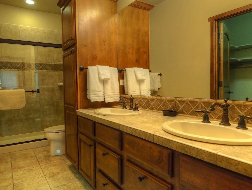 Eagle Pointe - 3 Br Townhouse
