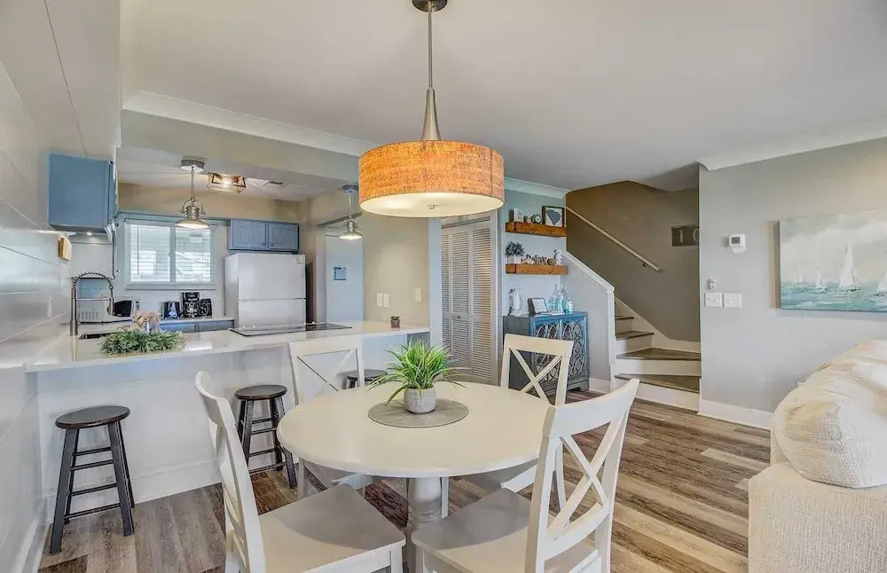 11B Mariners Walk by Avantstay Direct Beach Access! Views Communal Pool