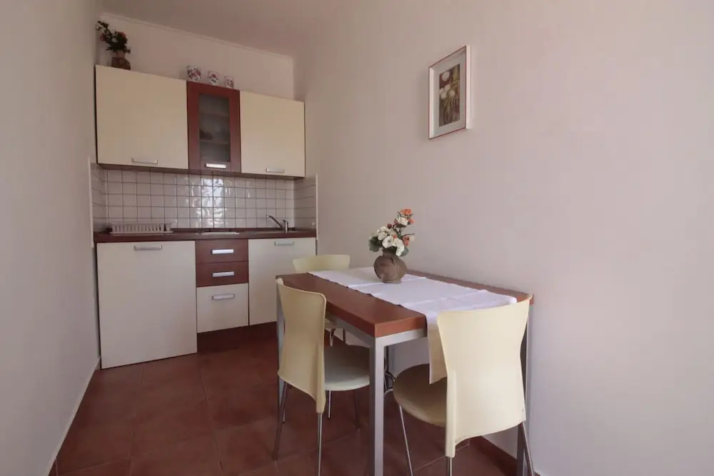 Studios & Rooms Fiesta