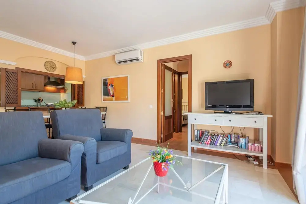 Golfside Stay for 5 Guests