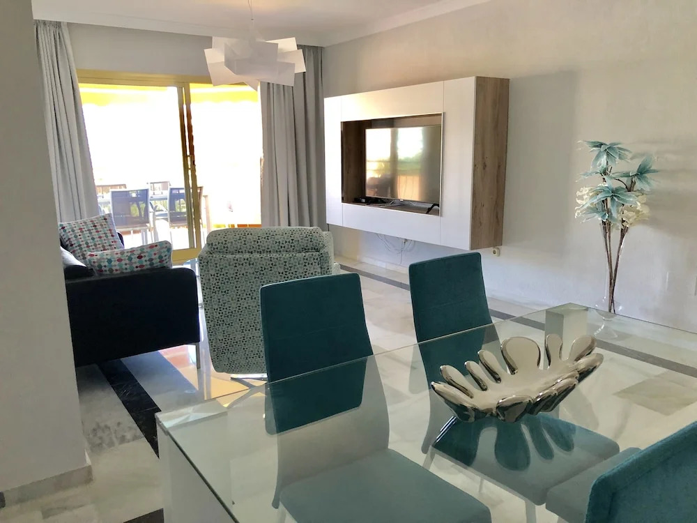 Rentcostadelsol Apartamento Fuengirola - Doña Sofía 5e