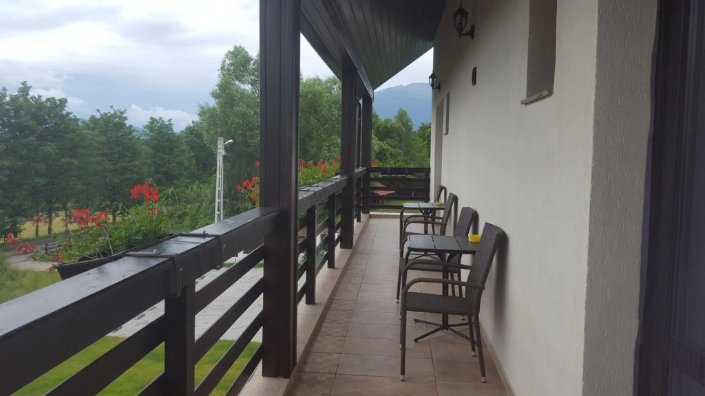 Casa Aryana, adults only