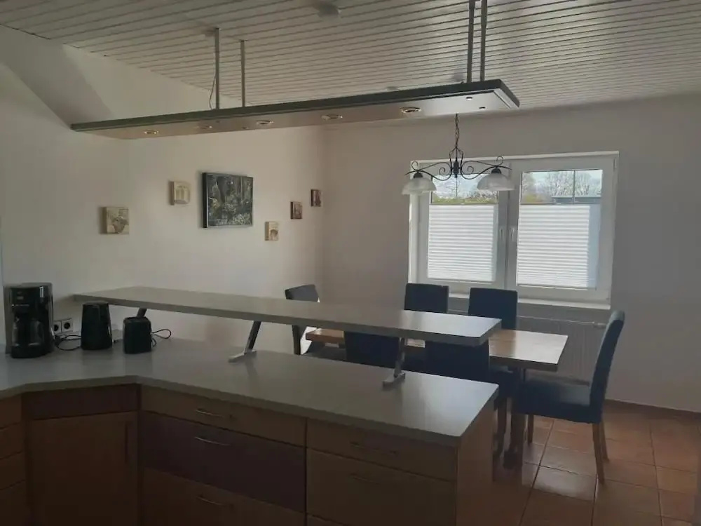 A & B Apartment und -Zimmervermietung eGbr