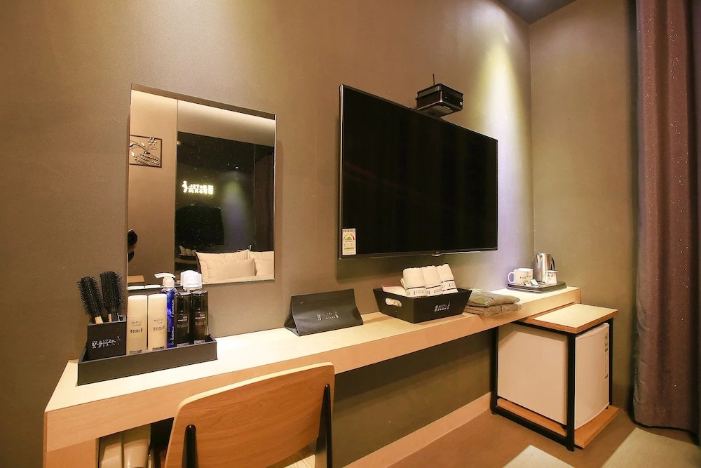 Hotel Form