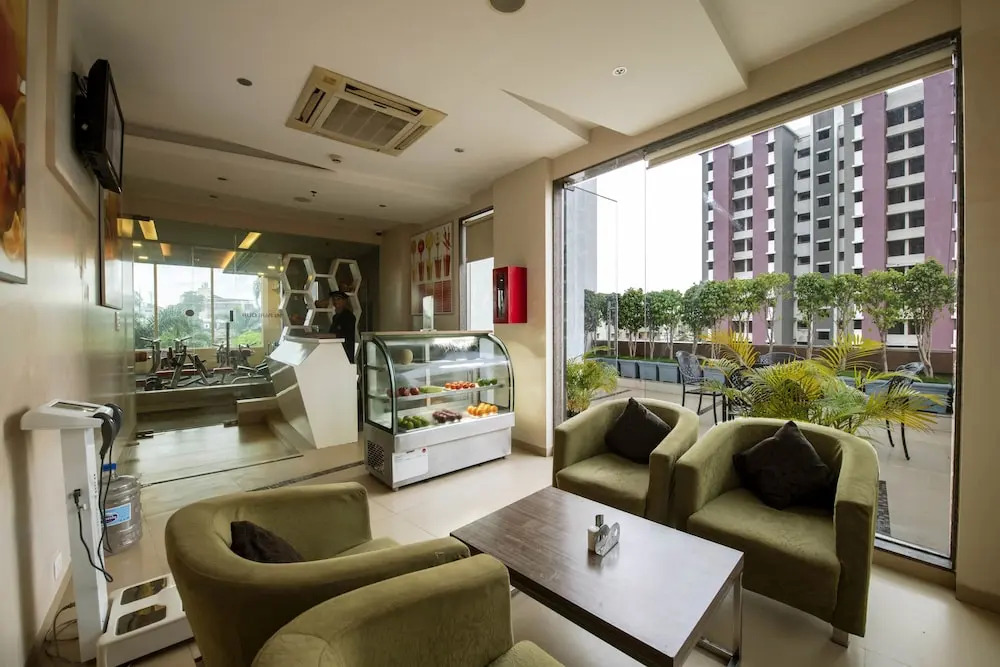 Hotel Express Inn