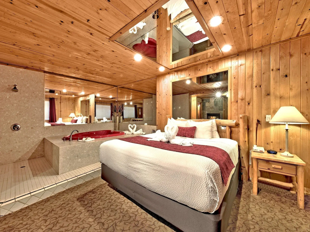 Secrets Inn Lake Tahoe