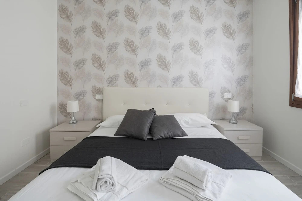 Apartments in San Marco with Canal View by Wonderful Italy