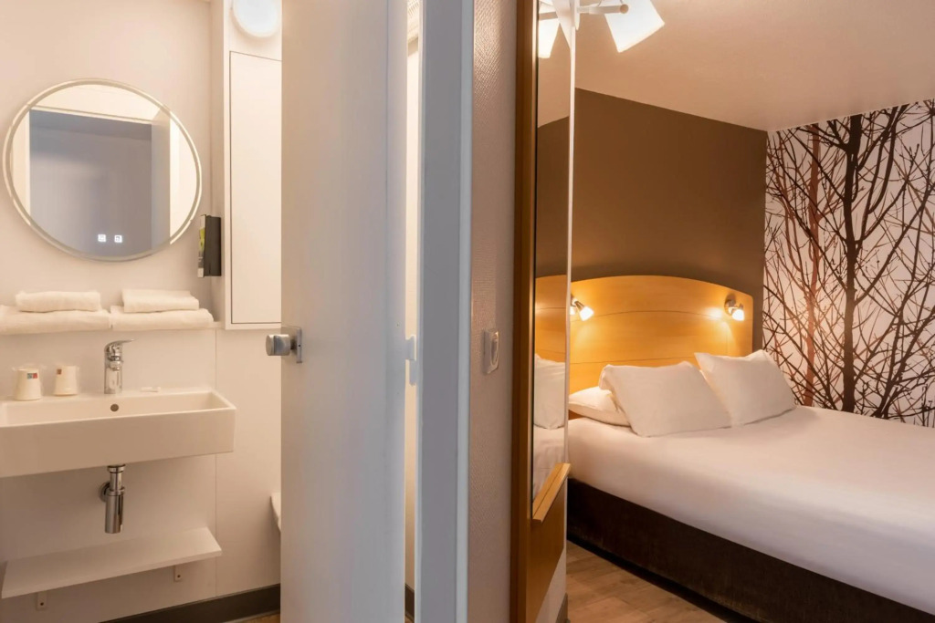Sure Hotel by Best Western Plaisir
