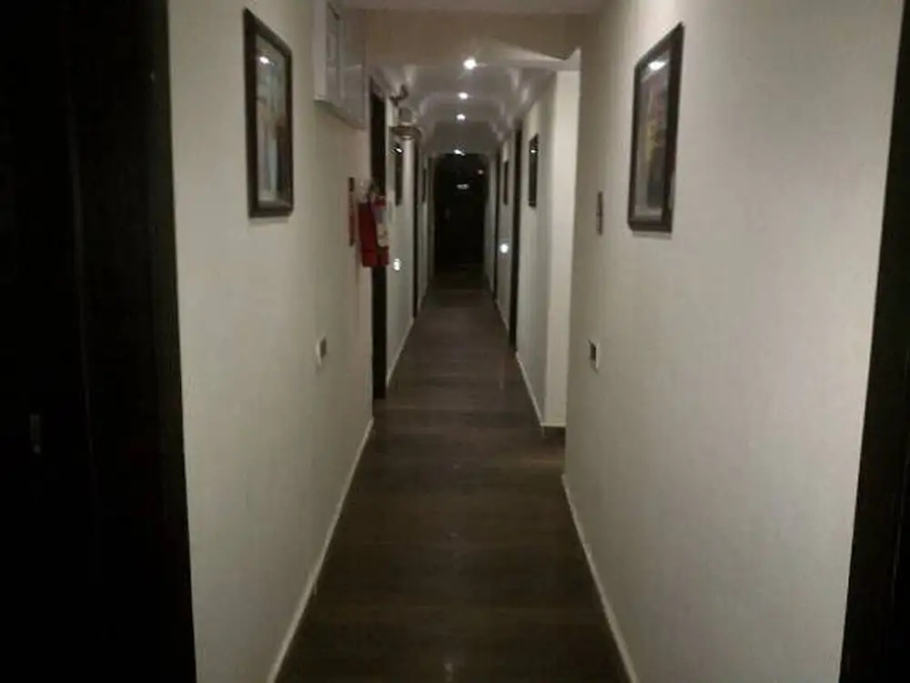 Wood Peckers Hotel