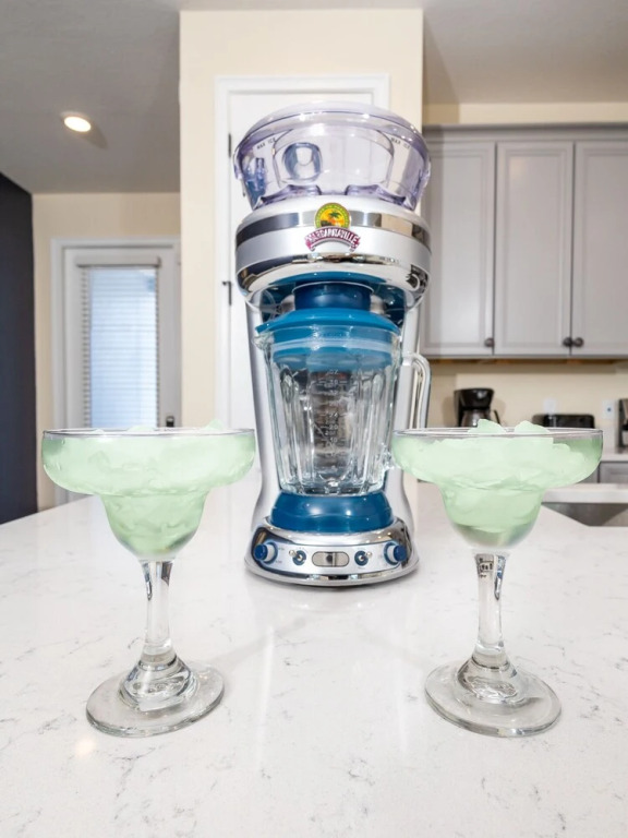 Sandy Bottoms at Margaritaville