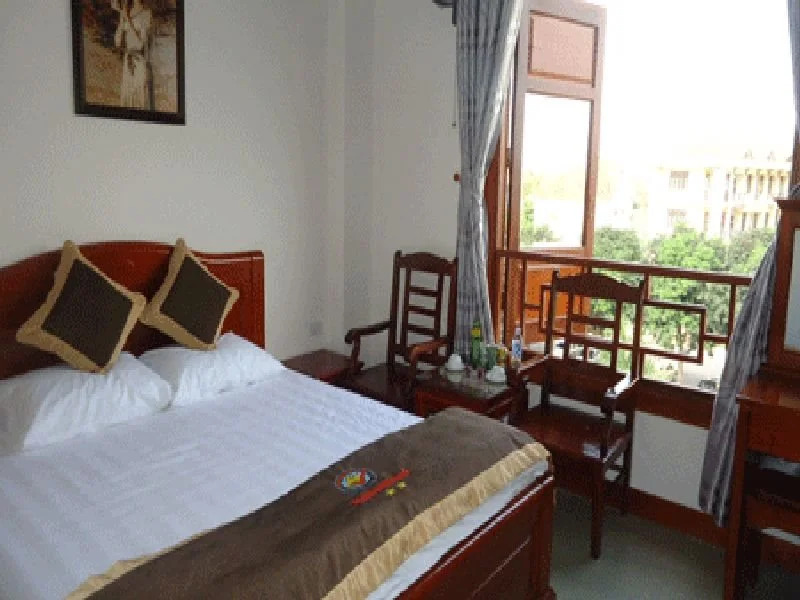 Vuong Hoan Hotel