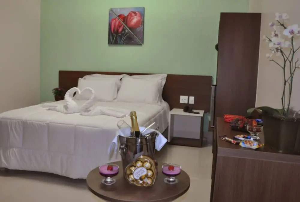 Hotel Saron
