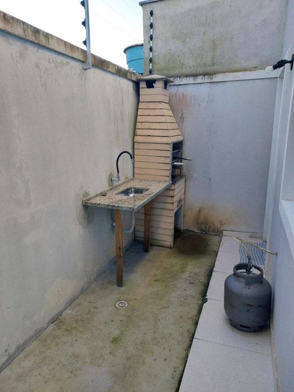 Sobrado frente ao SESC, WIFI 300MB, 2 vagas auto, cozinha, churrasqueira, moderno e reformado