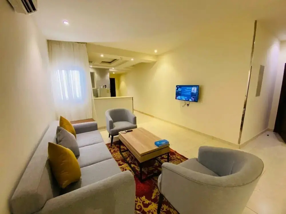Towlan Hotel Suites 1