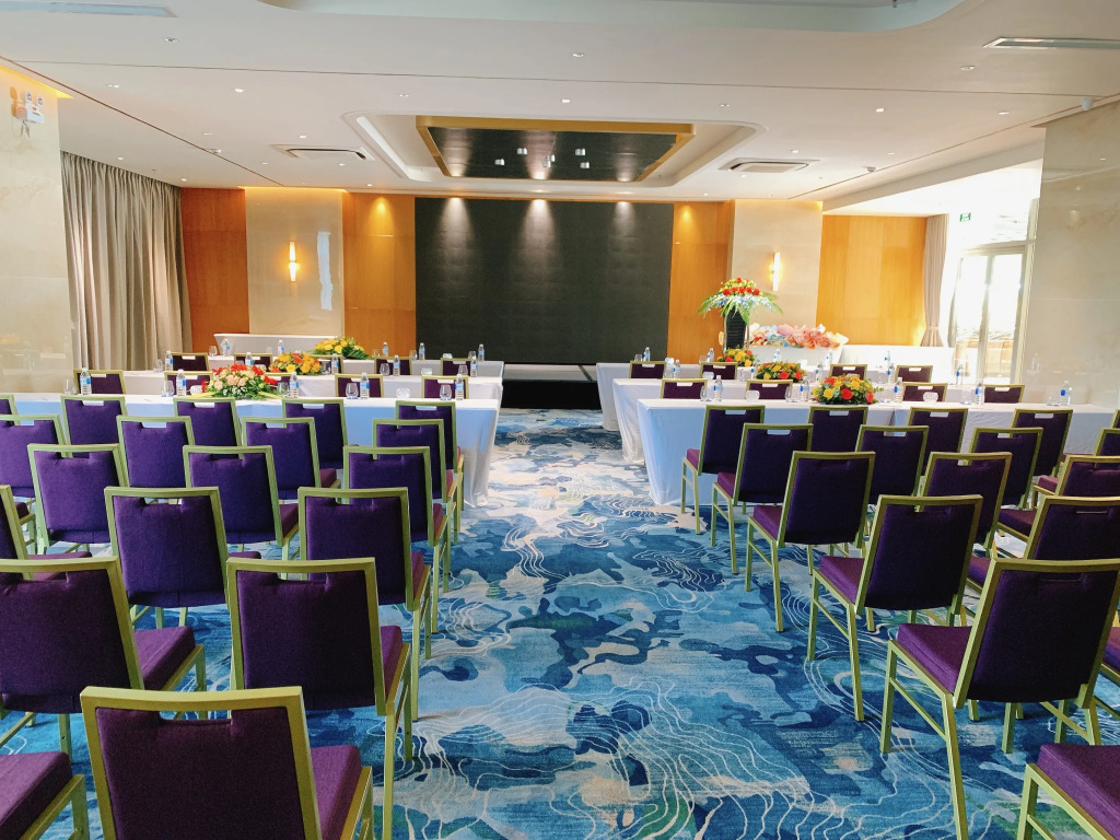 Royal Beachfront Villas & Spa Danang