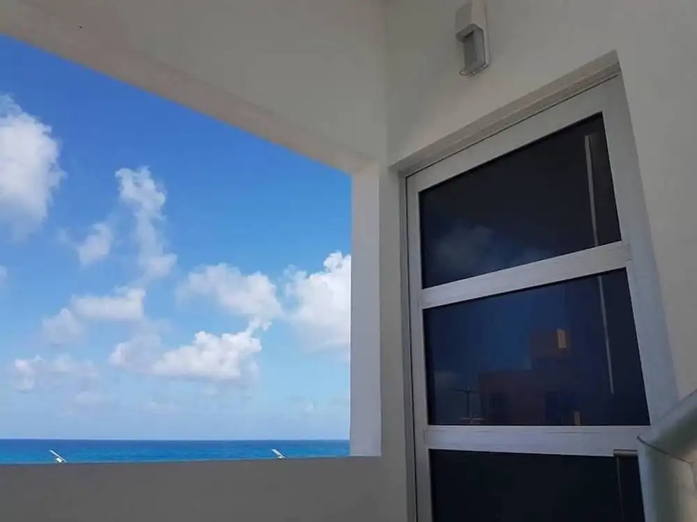 Casitas de Paloma 3rd Floor Studio by Skyrun