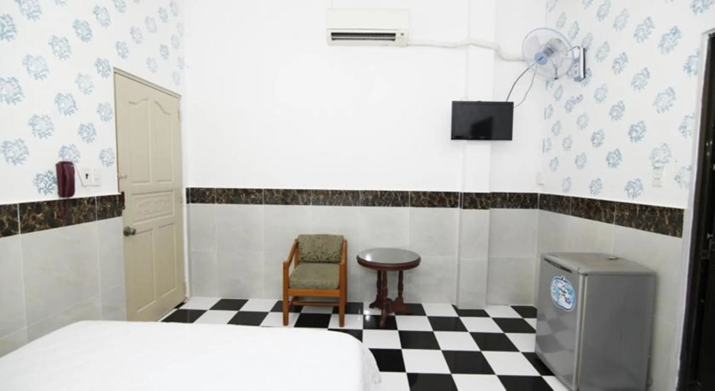 KHÁCH SẠN SAO MAI