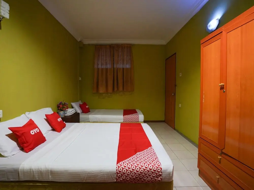 OYO 89482 Hotel Casero Inn