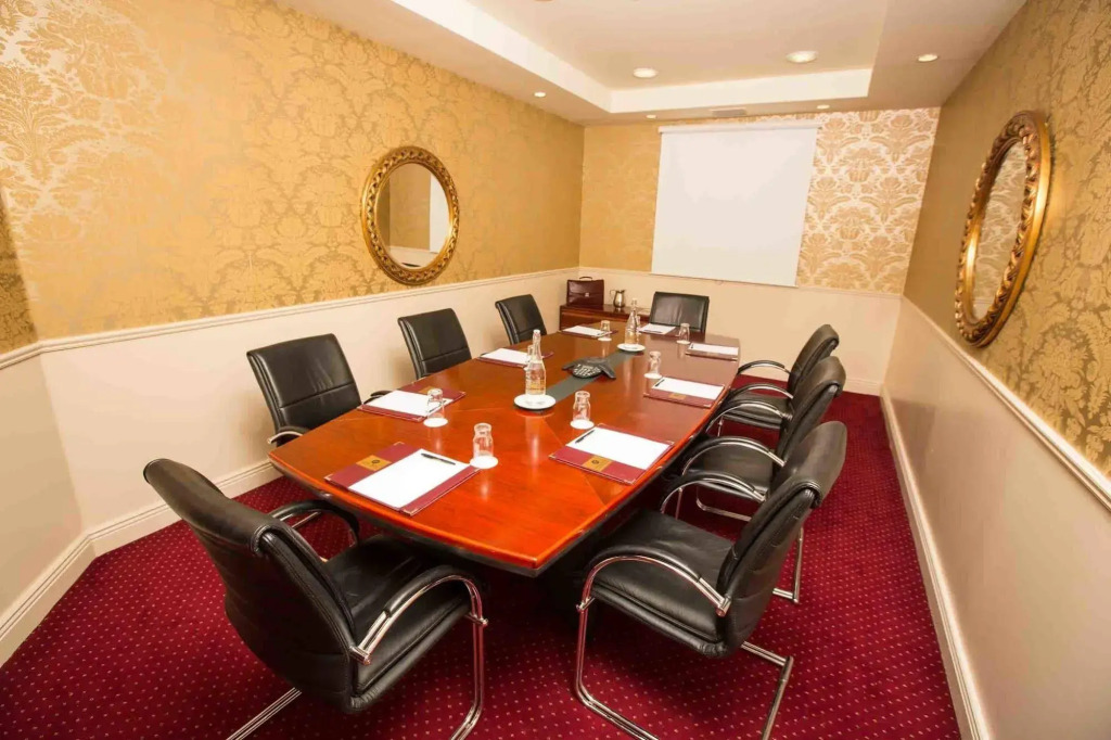 Anner Hotel
