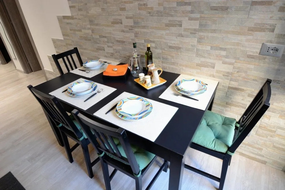 WhatsHouse Roma