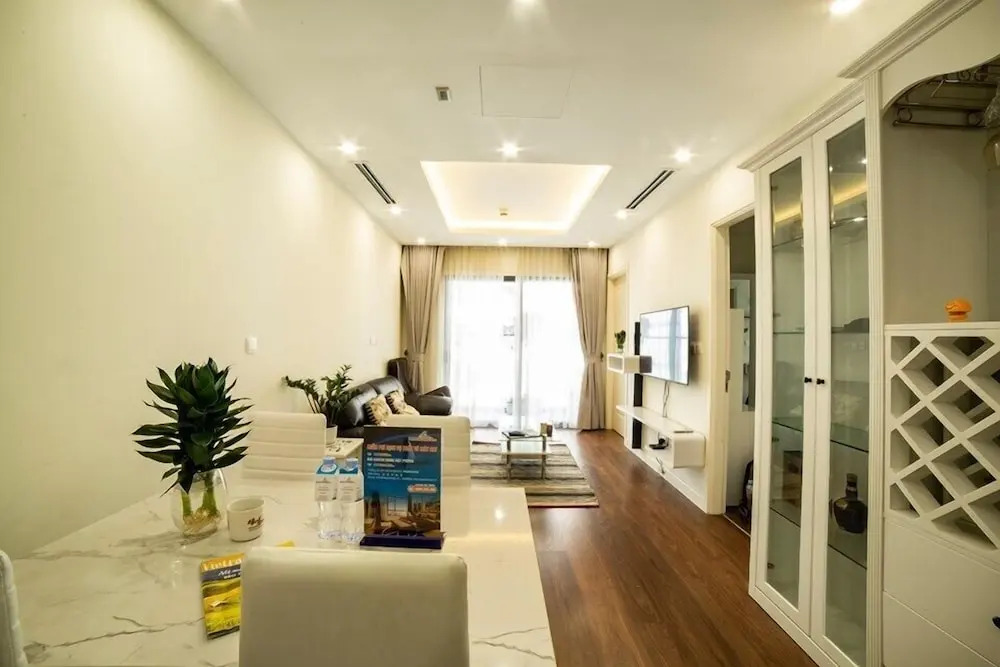 *BOM HOMES* IMPERIA GARDEN RESIDENCE APARTMENT