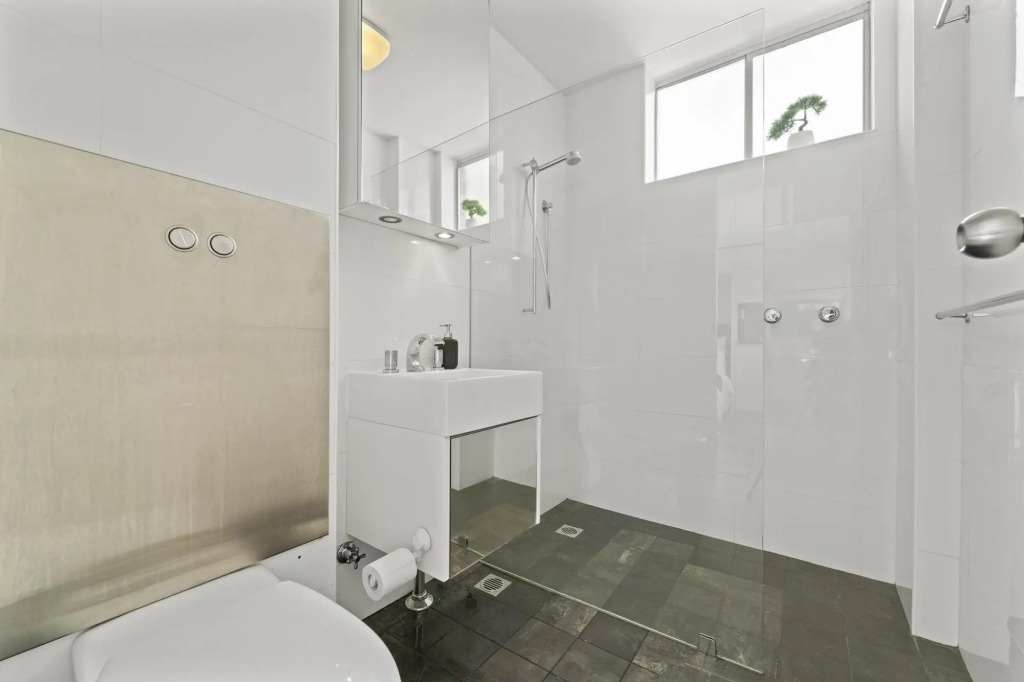 Modern Potts Point Studio