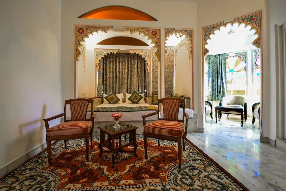 OYO 23380 Raj Palace