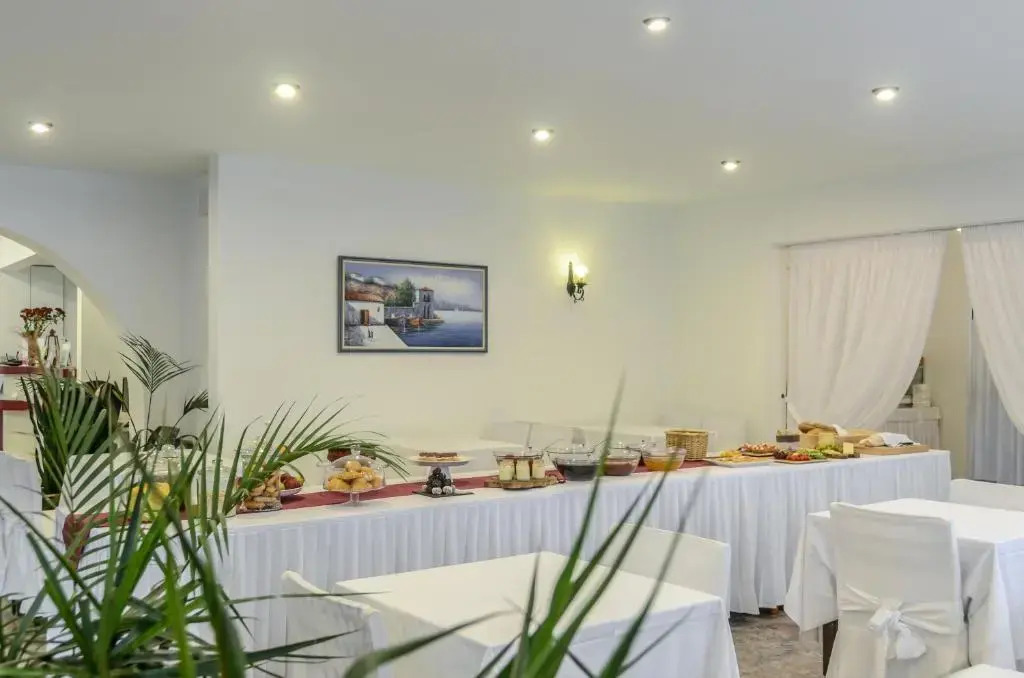 Aeolis Boutique Hotel