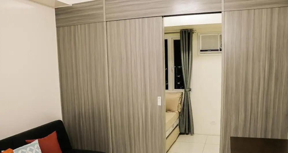 OYO 433 PBYY at Green Residences Condotel