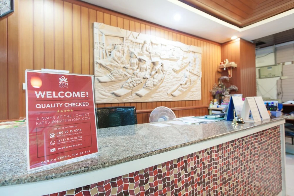 ZEN Rooms Rat-U-Thid 200 Phi Road