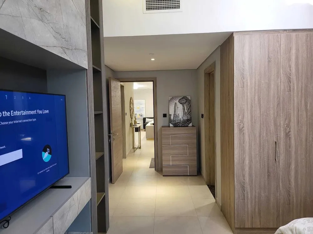 Апартаменты Mirdif Hills Apartaments