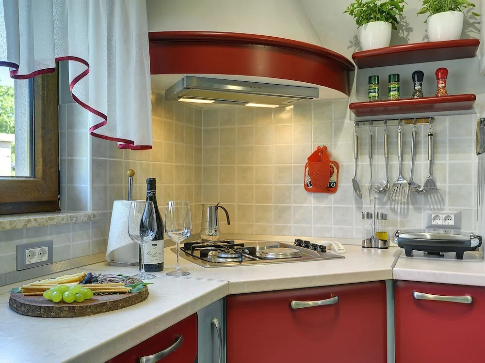 Villa in Peroj with Private Pool & Near Beach