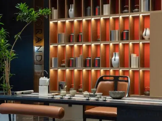 The GiorgioMorandi Hotels (Jinan Olympic Sports West Road)