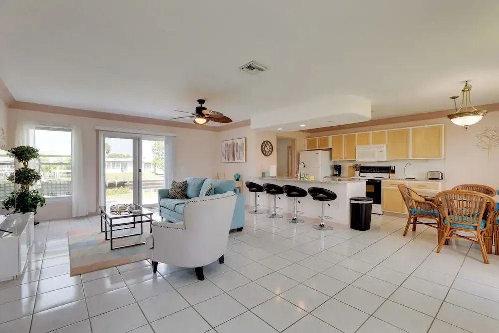Pet-friendly Port Charlotte Home w/ Canal Access!