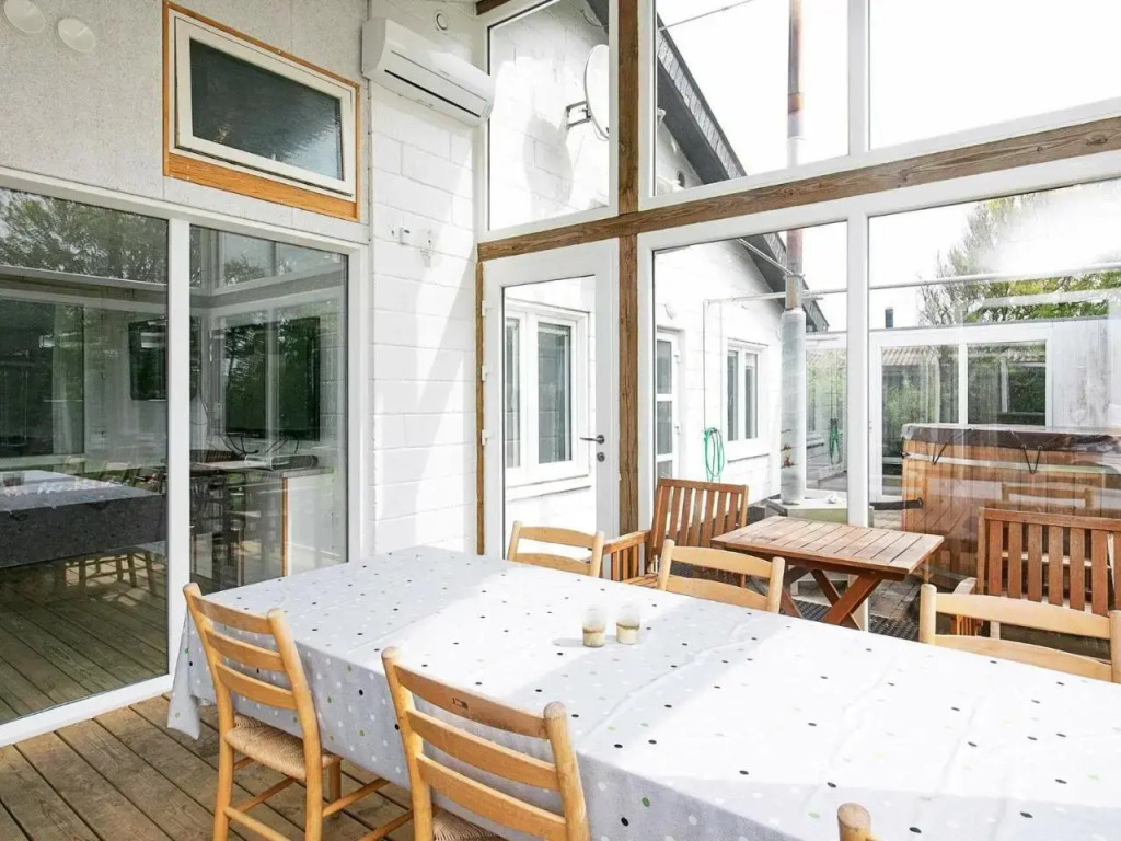 12 person holiday home in Vinderup-By Traum