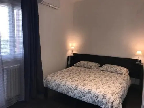 B&B National 5