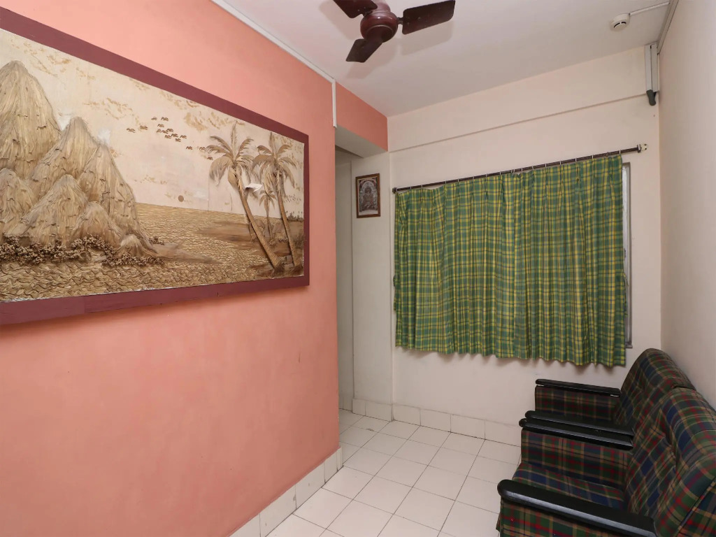 Collection O 5043 Ratnakar Days' Inn