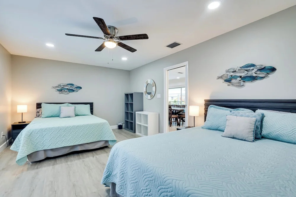 5 Mi to Busch Gardens Tampa Bay: Villa w/ Pool