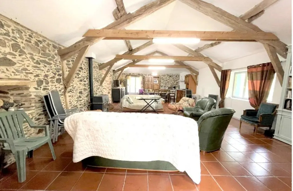 Maison chaleureuse à Bagnac-sur-Célé 70 m² avec jardin accueillant