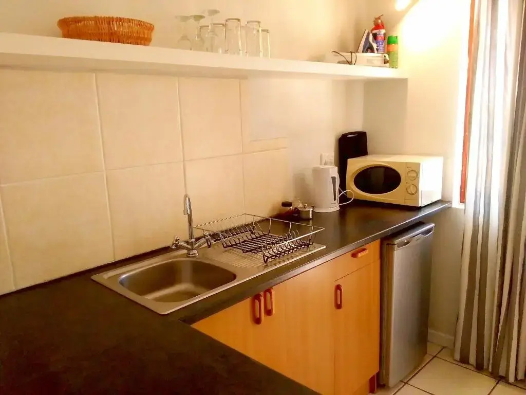 Antique Silk Self Catering Unit