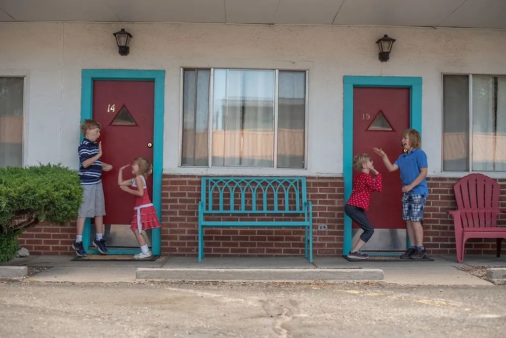 Circle R Motel