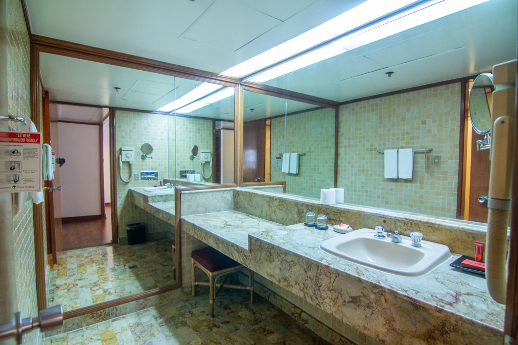 Century Park Hotel