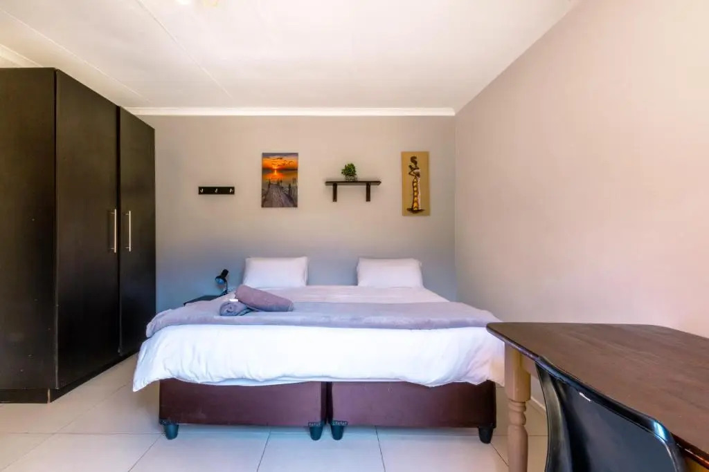 Linden Guest House