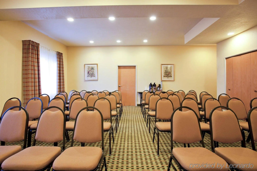 Holiday Inn Express Hotel & Suites Hesperia by IHG